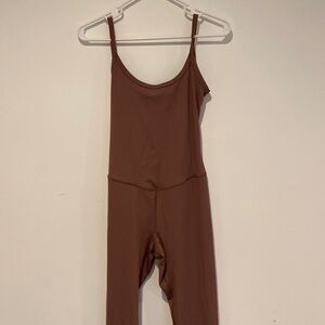 Size Medium All in Motion Bodysuit, Light Purple/Mauve